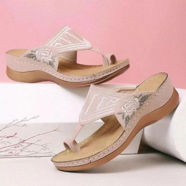 Women's ring toe flip flop wedge flower embroidery slides